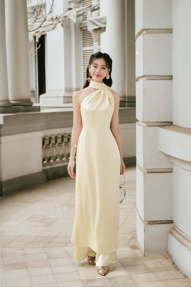 Innovative ao dai, a new perspective on a modern, successful woman - Photo 4.