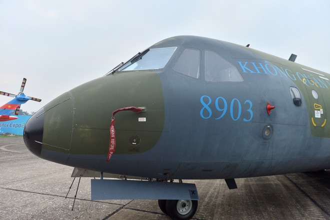 Xem 'ngựa thồ' CASA C-295 và máy bay 'Made in Vietnam' tại triển lãm quốc phòng 2024- Ảnh 2.