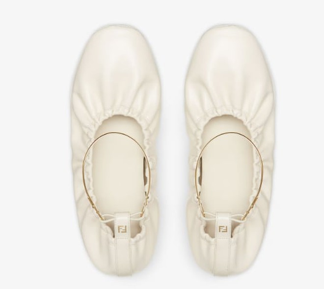 Giày ballet sành điệu 'làm mưa làm gió' trong mùa hè năm nay- Ảnh 12.