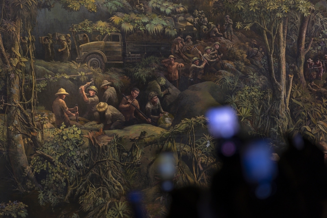 Bức tranh panorama kỷ lục về chiến thắng Điện Biên Phủ- Ảnh 4.