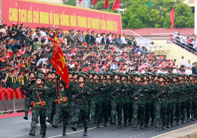Lễ diễu binh, diễu hành mang khí thế hào hùng của chiến thắng Điện Biên Phủ- Ảnh 10.