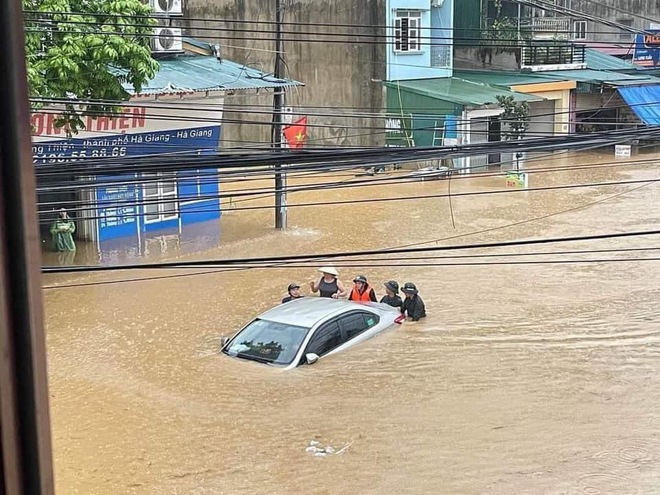 3 người chết, thiệt hại hơn 9 tỉ đồng trong mưa lũ ở Hà Giang- Ảnh 3.