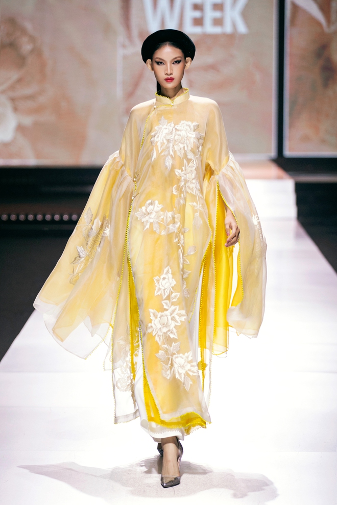 Vu Viet Ha had the most impressive show of fashion week - Photo 4.