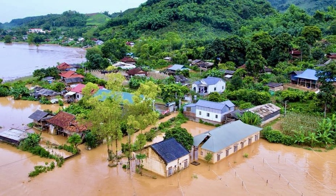 Toàn cảnh TP.Sơn La ngập lụt bởi mưa lũ- Ảnh 7.