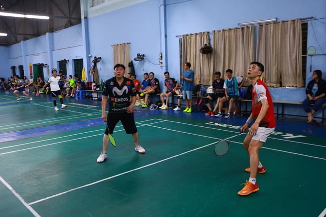 Chung kết giải cầu lông phong trào thu hút gần 100 tay vợt tham gia- Ảnh 4. Chung kết giải cầu lông phong trào thu hút gần 100 tay vợt tham gia- Ảnh 4.