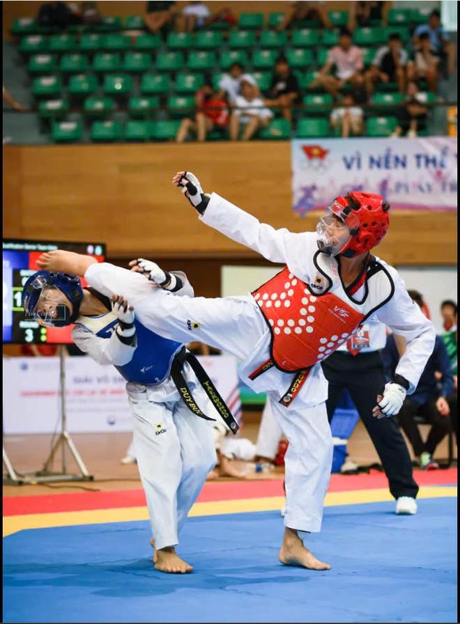 Giải taekwondo các lứa tuổi quốc gia 2024: Hấp dẫn, quy tụ nhiều gương mặt nổi bật- Ảnh 3.