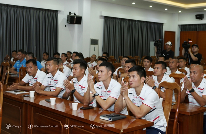 Không trọng tài nào yếu thể lực, ‘đỗ tốt nghiệp’ 100%: Chủ tịch VFF gửi gắm tâm tư- Ảnh 1.