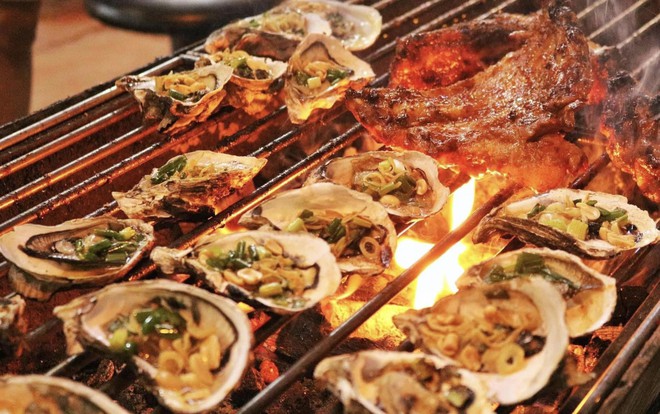 Những nhà hàng hải sản nổi tiếng với thực đơn buffet ‘hút khách’ tại Hải Phòng- Ảnh 2.