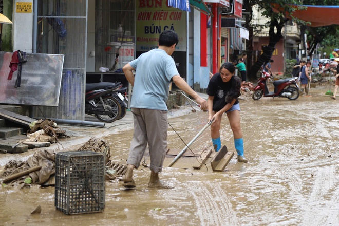 Tuyên Quang ngày lũ rút- Ảnh 4.