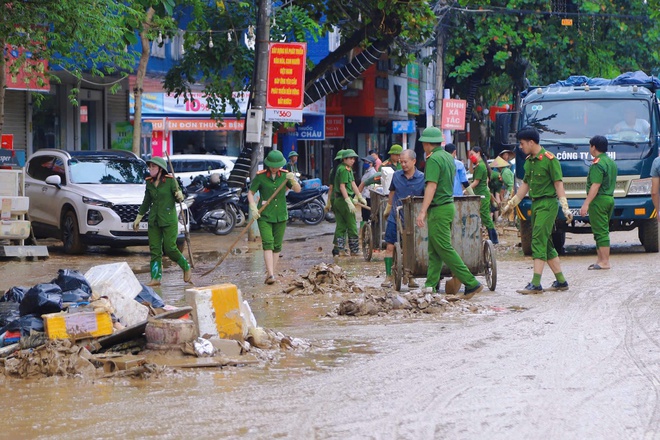 Tuyên Quang ngày lũ rút- Ảnh 5.