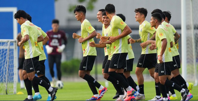 ‘Phá vỡ’ kết cấu giải quốc nội, Thái Lan lộ rõ quyết tâm vô địch AFF Cup- Ảnh 4.