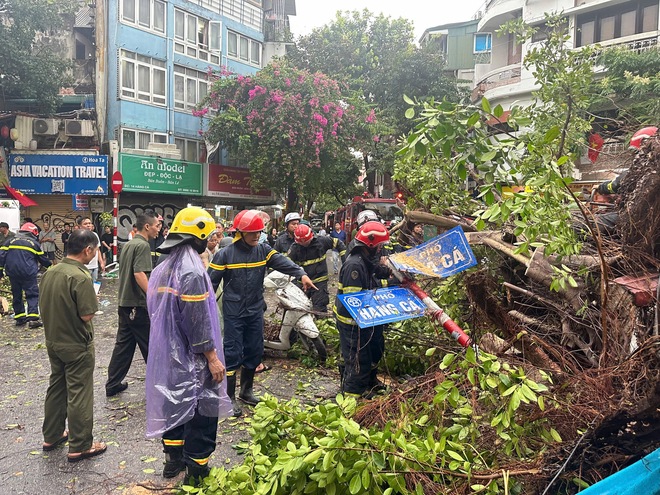 Công an Hà Nội căng mình chống bão Yagi- Ảnh 3.