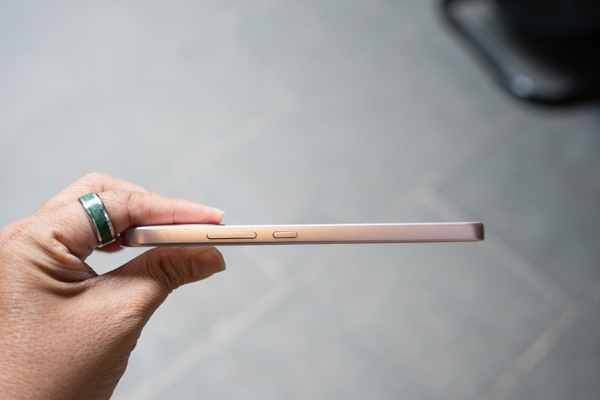 Trải nghiệm OPPO A6 Pro: bền bỉ, mượt m&agrave; v&agrave; tr&agrave;n đầy năng lượng - Ảnh 5.