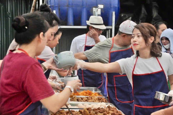 Lời h&aacute;t từ những người &lsquo;tuyến cuối&rsquo;  - Ảnh 3.