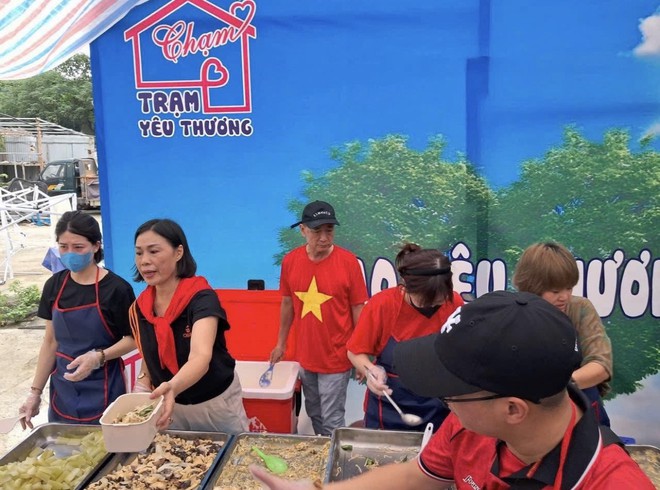 Lời h&aacute;t từ những người &lsquo;tuyến cuối&rsquo;  - Ảnh 5.