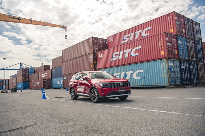 Lái thử 300 km từ đường trường đến sa hình: Ford Territory đã nâng cấp những gì? - Ảnh 10.