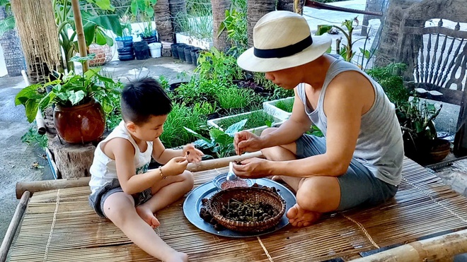 Nhật k&yacute; online 'triệu view' của hai cha con - Ảnh 4.