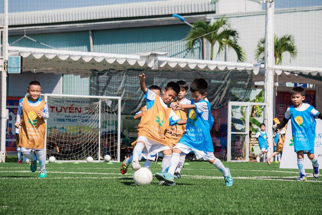 N&acirc;ng bước thế hệ tương lai: 'ANESSA Sunshine Project' v&igrave; sự ph&aacute;t triển to&agrave;n diện của trẻ - Ảnh 2.