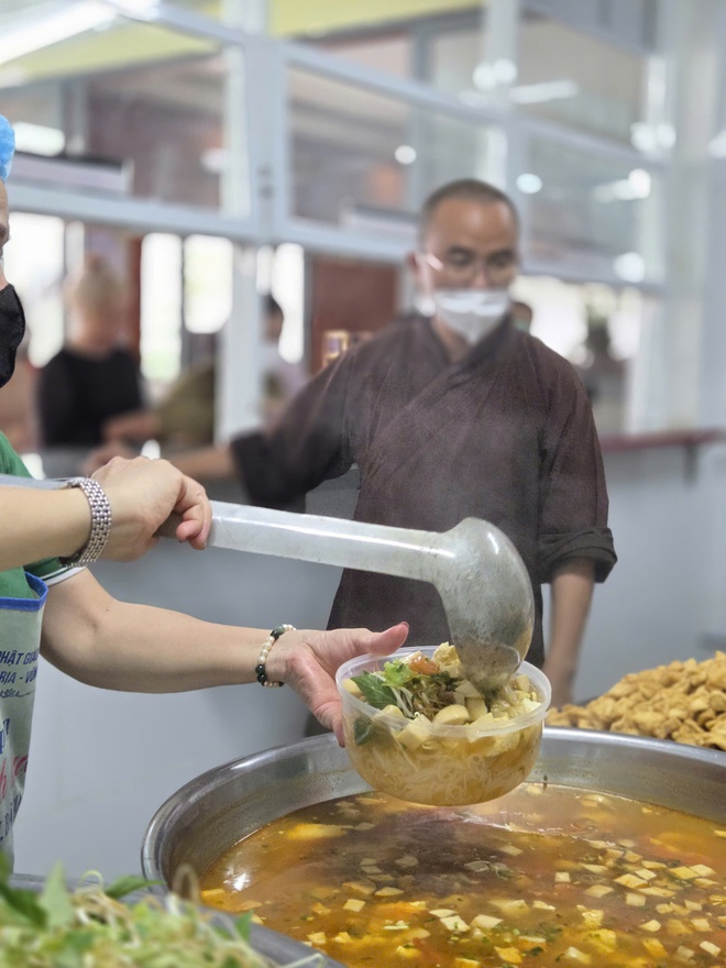 Gieo hạt bồ đề, nảy mầm thiện nguyện - Ảnh 6.