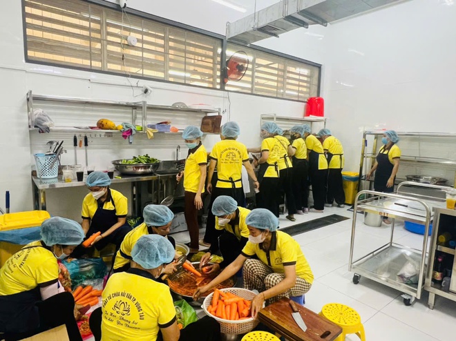 Gieo hạt bồ đề, nảy mầm thiện nguyện - Ảnh 8.