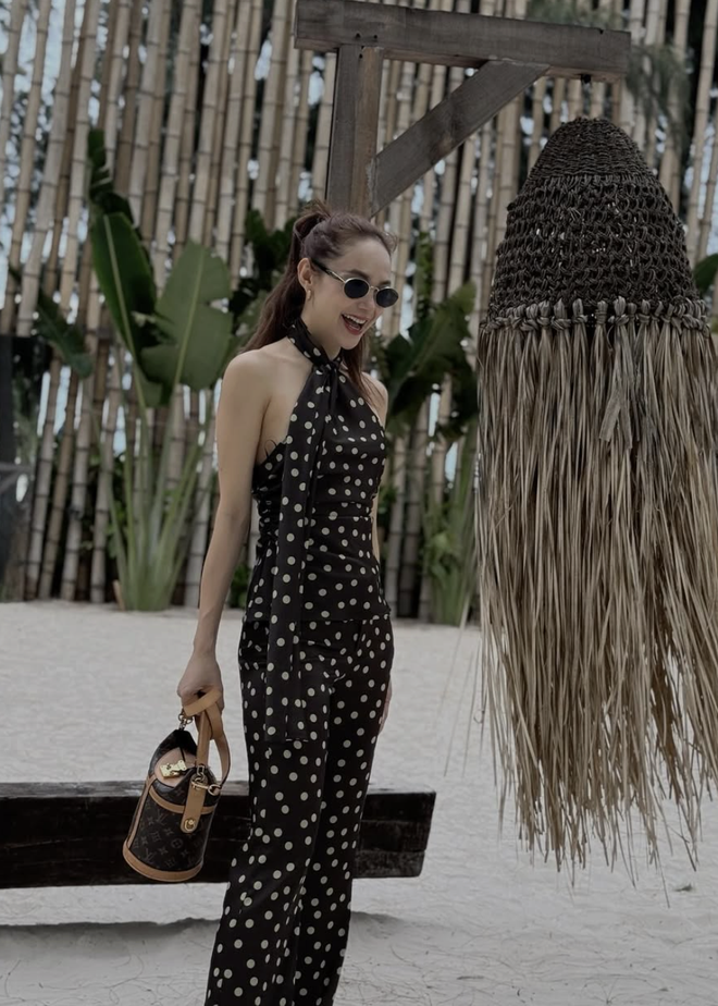 Khi họa tiết chấm bi 'trẻ hóa' phong cách của nàng- Ảnh 7.