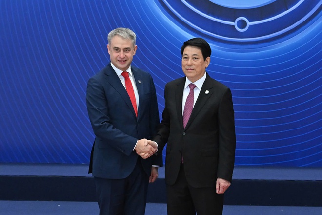 Chủ tịch nước Lương Cường đón các trưởng đoàn tại lễ ký Công ước Hà Nội - Ảnh 5.