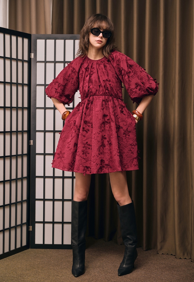 5 chiếc váy dáng dài sang trọng, diện đi làm đi tiệc đều đẹp 5 chiếc váy dáng dài sang trọng, diện đi làm đi tiệc đều đẹp- Ảnh 8.