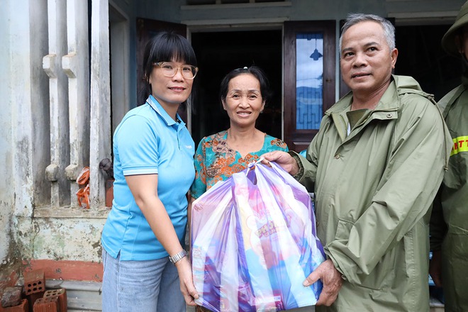 Sau lũ dữ, t&igrave;nh người ở lại- Ảnh 3.