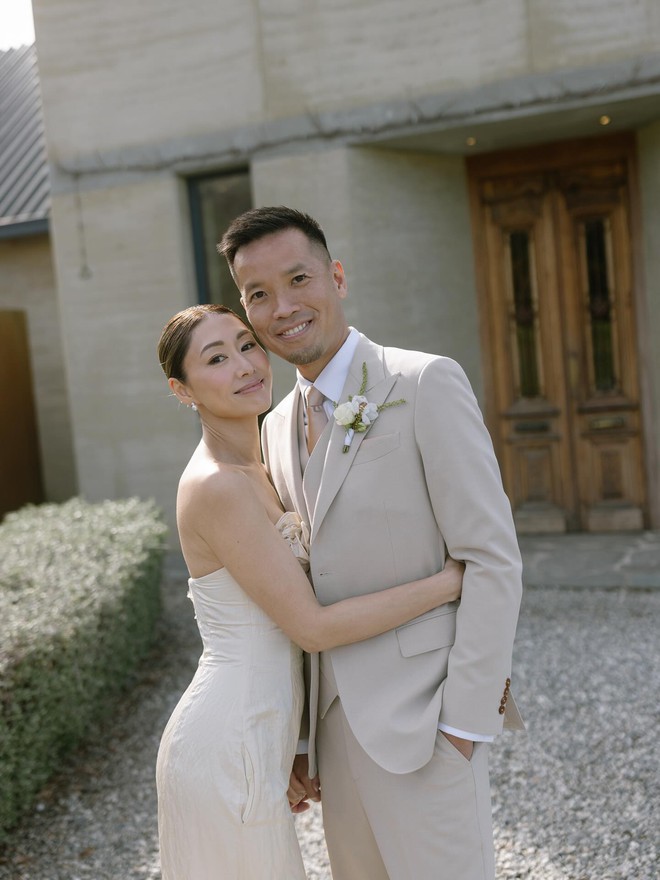 'Thị hậu' Hồ Định H&acirc;n kết h&ocirc;n ở tuổi 44 - Ảnh 4.