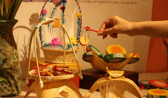 Bộ trang phục trung thu bị thất truyền cả trăm năm được phục dựng lại - Ảnh 6.