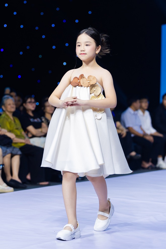 Thời trang nghề&nghiệp: Ký ức Trung thu qua các bộ sưu tập độc đáo - Ảnh 8.