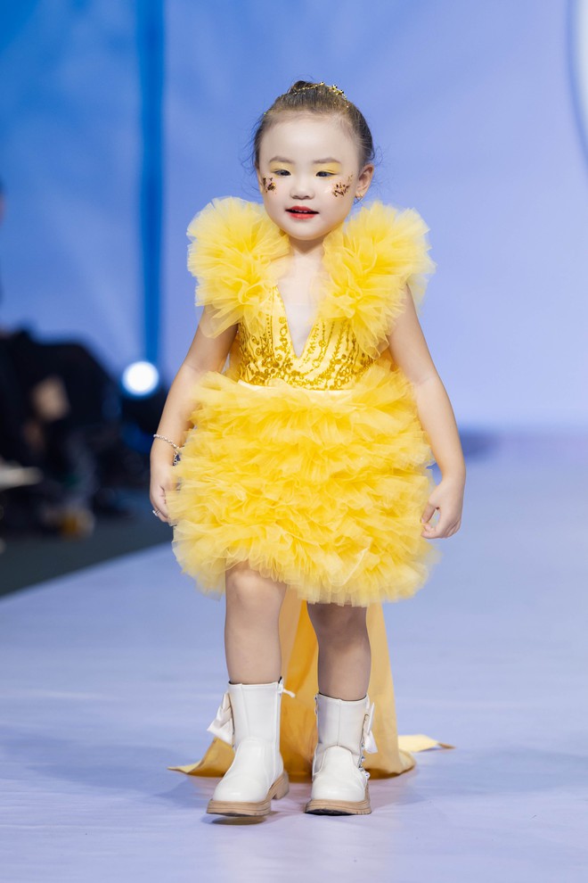 Thời trang nghề&nghiệp: Ký ức Trung thu qua các bộ sưu tập độc đáo - Ảnh 4.