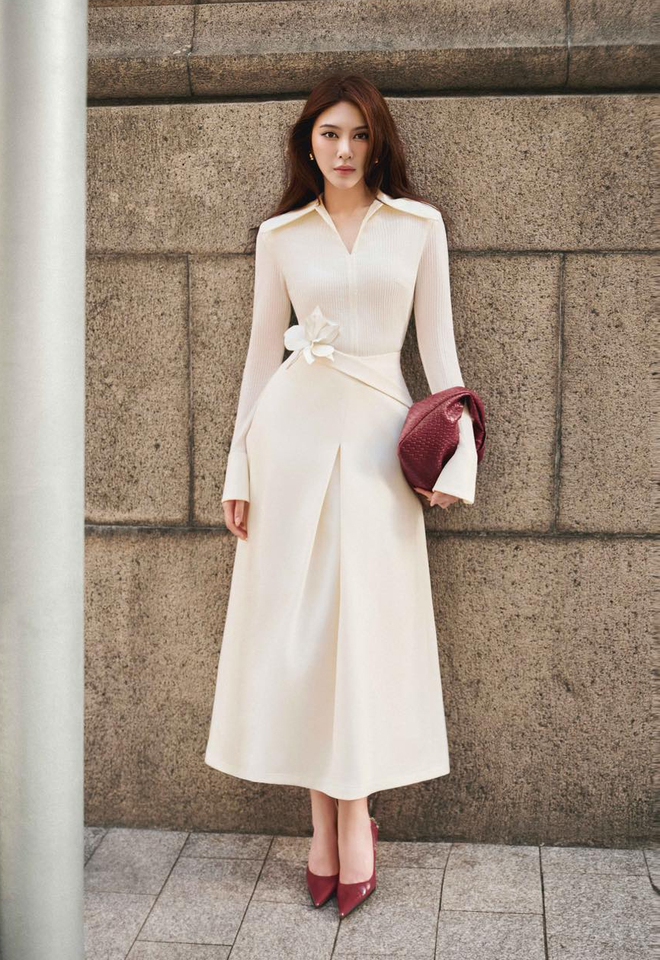 Tủ đồ trắng đen chẳng bao giờ hết mốt - Ảnh 10.