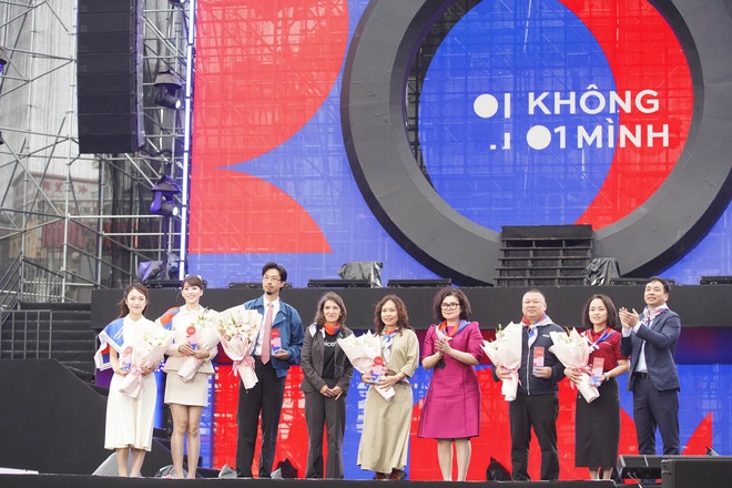 90% người bị 'bắt cóc online' là nữ giới - Ảnh 4.