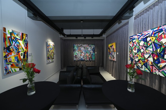 Có gì trong triển lãm ‘Họa cá’ của Đặng Phương Việt?- Ảnh 4. Có gì trong triển lãm ‘Họa cá’ của Đặng Phương Việt?- Ảnh 4.