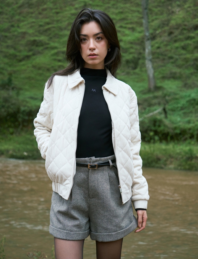 Trẻ hóa phong cách mùa đông với áo khoác dáng ngắn - Ảnh 10.