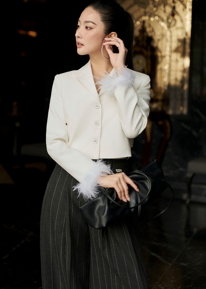 Tỏa khí chất cao sang, giản đơn mà đặc sắc từ tủ đồ thời trang tối giản Tỏa khí chất cao sang, giản đơn mà đặc sắc từ tủ đồ thời trang tối giản - Ảnh 4.