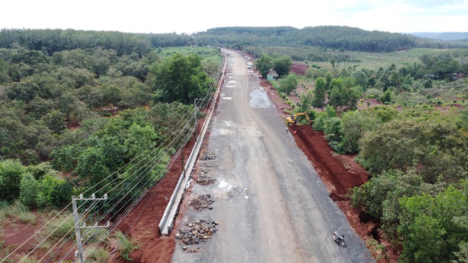 Vì sao dự án nâng cấp, mở rộng đường ĐT.753 chậm tiến độ? - Ảnh 19.