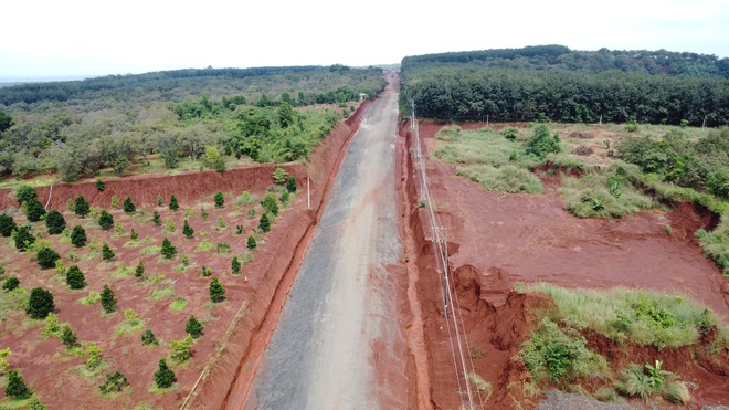 Vì sao dự án nâng cấp, mở rộng đường ĐT.753 chậm tiến độ? - Ảnh 10.