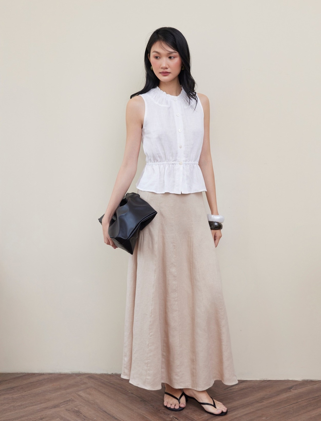 Trở về với vẻ đẹp tự nhiên cùng áo, váy linen- Ảnh 10. Trở về với vẻ đẹp tự nhiên cùng áo, váy linen- Ảnh 10.