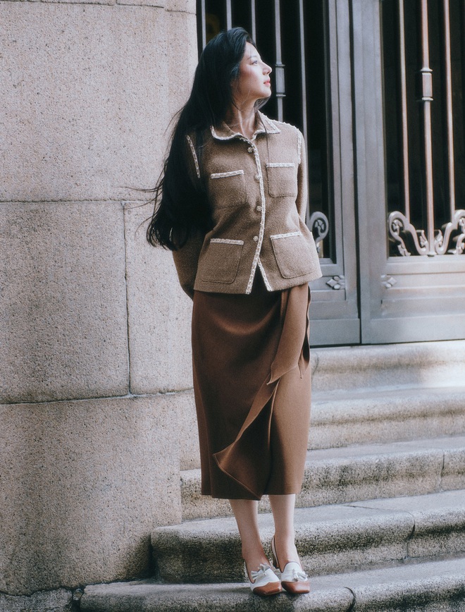 Bí quyết diện áo khoác tweed đẹp cho quý cô văn phòng - Ảnh 7.