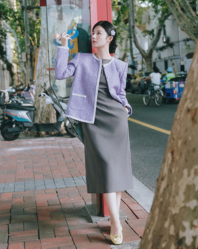 Bí quyết diện áo khoác tweed đẹp cho quý cô văn phòng - Ảnh 6.