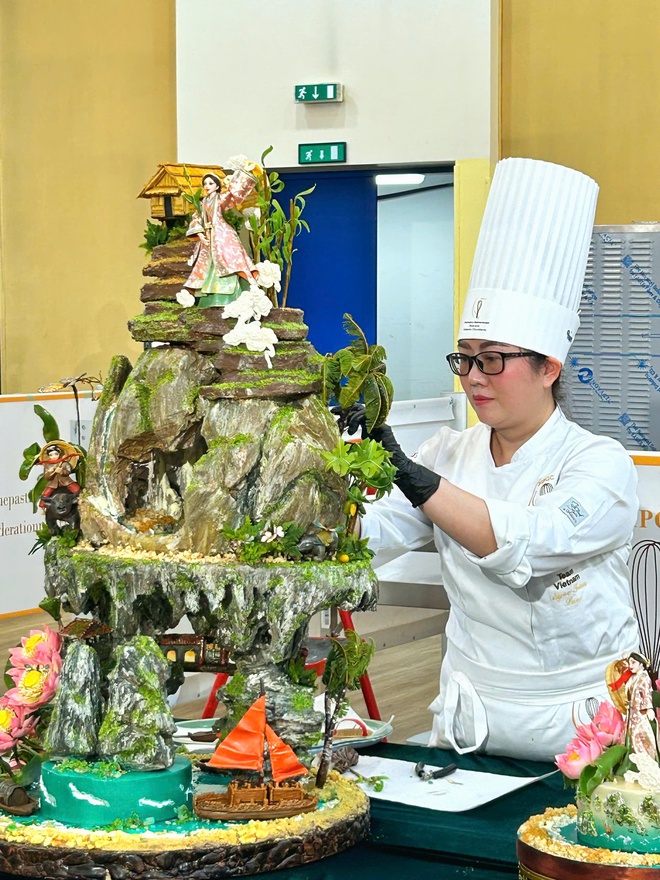 Nữ đầu bếp An Giang v&ocirc; địch cuộc thi 'Nghệ nh&acirc;n l&agrave;m b&aacute;nh thế giới' tại &Yacute;- Ảnh 3.