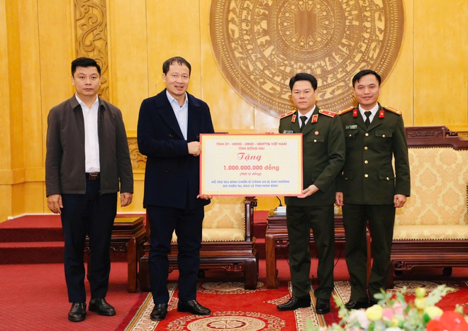 Đồng Nai hỗ trợ 13 tỉ đồng gi&uacute;p Thanh H&oacute;a, Ninh B&igrave;nh khắc phục b&atilde;o lũ- Ảnh 5.