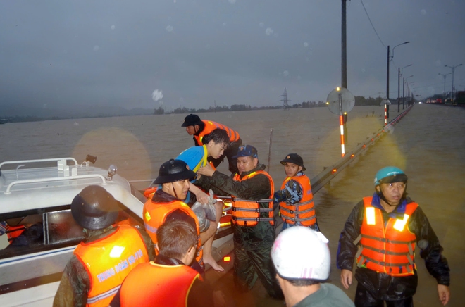 - Ảnh 7. - Ảnh 7.