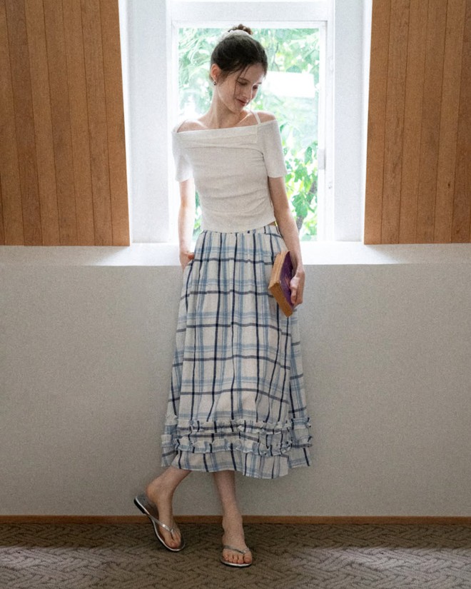 Dấu ấn vintage tinh khôi qua những chiếc chân váy họa tiết ca rô cổ điển - Ảnh 5.