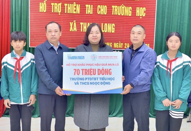 Hỗ trợ 2 trường học bị ảnh hưởng b&atilde;o Bualoi v&agrave; Matmo ở Cao Bằng - Ảnh 1.