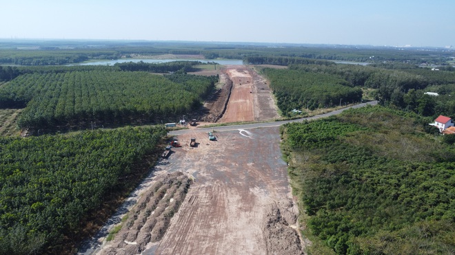 V&igrave; sao cao tốc Gia Nghĩa - Chơn Th&agrave;nh thi c&ocirc;ng cầm chừng?- Ảnh 5.