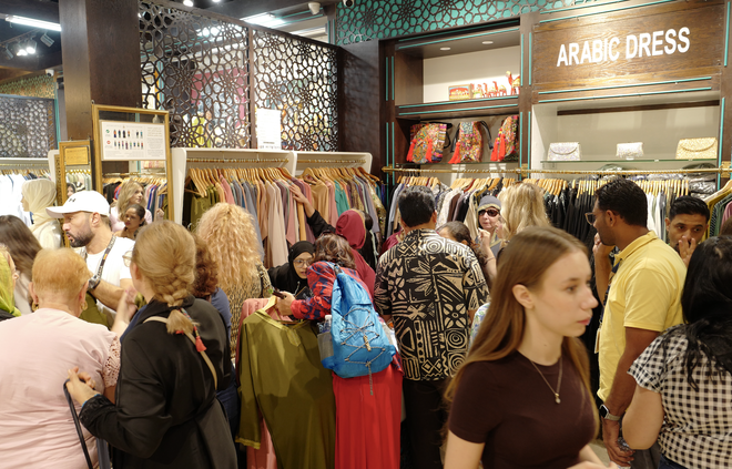 Một th&oacute;i quen khi chụp ảnh của người Việt nhưng bị cấm ở th&aacute;nh đường Hồi gi&aacute;o lớn nhất UAE- Ảnh 10.