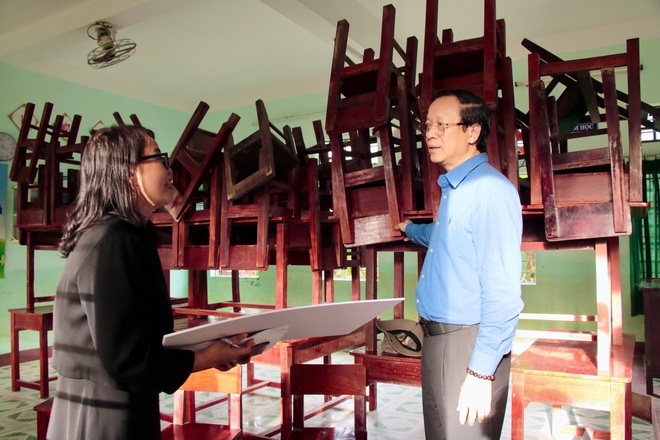 Nghỉ học kéo dài vì bão lũ, học bù ra sao? - Ảnh 3.